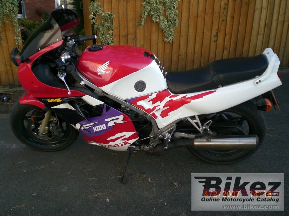 Siège (banquette) Pour Honda VF 1000 F SC15 - Année 1986 - Occasion, état Correct